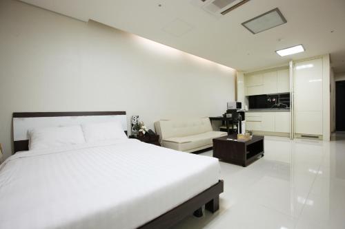 This photo about Stay & Home Residence Suite shared on HyHotel.com