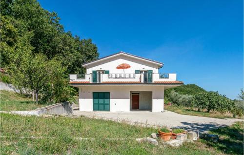 Exterior view, Beautiful home in Farindola with WiFi and 2 Bedrooms in Farindola Exterior view, Beautiful home in Farindola with WiFi and 2 Bedrooms in Farindola