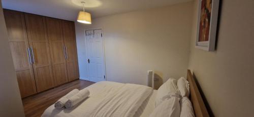 Dartford Cosy and Spacious 3 bedroom house Netflix and Sport Channels in Dartford Dartford Cosy and Spacious 3 bedroom house Netflix and Sport Channels in Dartford