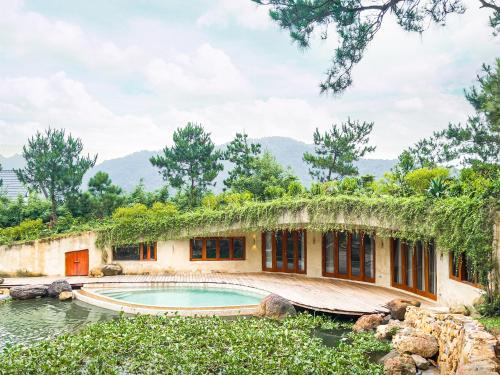 Swimming pool, Amaya Retreat in Phu Nghia (Soc Son) Swimming pool, Amaya Retreat in Phu Nghia (Soc Son)
