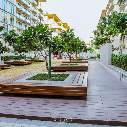 Garden, STAY BY LATINEM Luxury Studio Holiday Home G2-2608 Near Burj Khalifa in Nad Al Sheba Garden, STAY BY LATINEM Luxury Studio Holiday Home G2-2608 Near Burj Khalifa in Nad Al Sheba