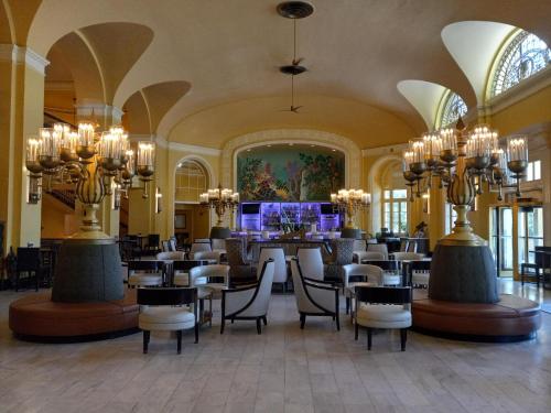 阿靈頓度假酒店及Spa中心 (Arlington Resort Hotel & Spa) in 溫泉城 阿靈頓度假酒店及Spa中心 (Arlington Resort Hotel & Spa) in 溫泉城