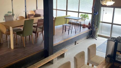 Bar/lounge, Astuto Riders House in Annaka Bar/lounge, Astuto Riders House in Annaka