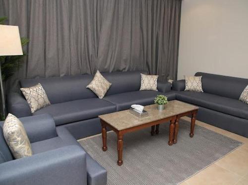 Al Raha Apartment Hotel in Al Tahlia Al Raha Apartment Hotel in Al Tahlia