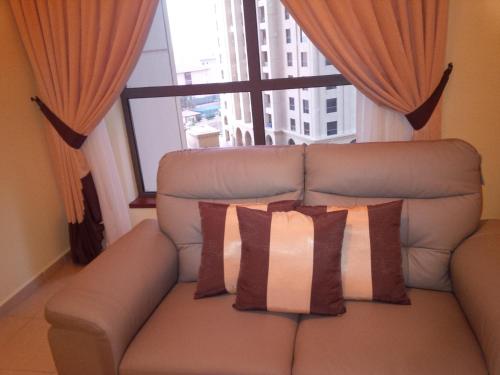 Jumeirah Beach Residence S2 - Four Bedroom Apartment Jumeirah Beach Residence S2 - Four Bedroom Apartment