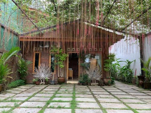 Entrance, Budi Bambu Homestay Yogyakarta Bangunjiwo Mitra RedDoorz in Bantul Entrance, Budi Bambu Homestay Yogyakarta Bangunjiwo Mitra RedDoorz in Bantul