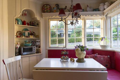 在meiguo.com看到的The White House Bed and Breakfast的介绍图片