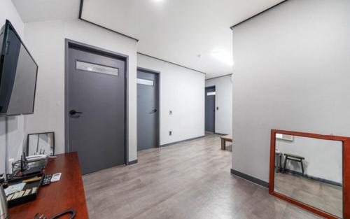 Tongyeong Mu in Tongyeong-si Tongyeong Mu in Tongyeong-si