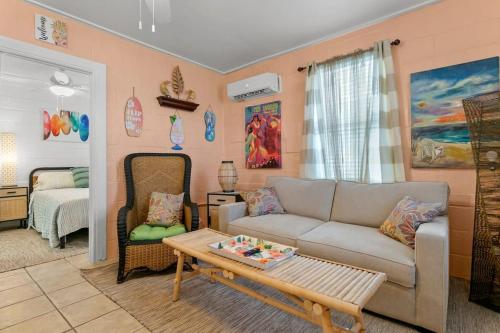 Island Time 1BR WATERFRONT Apt with View of the Bay in Harbour Island Island Time 1BR WATERFRONT Apt with View of the Bay in Harbour Island