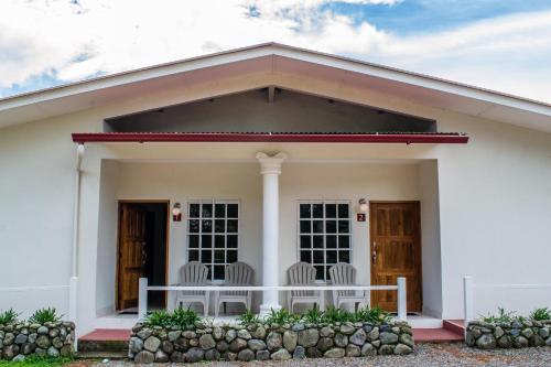 Entrée, Downtown Suites in Boquete Entrée, Downtown Suites in Boquete