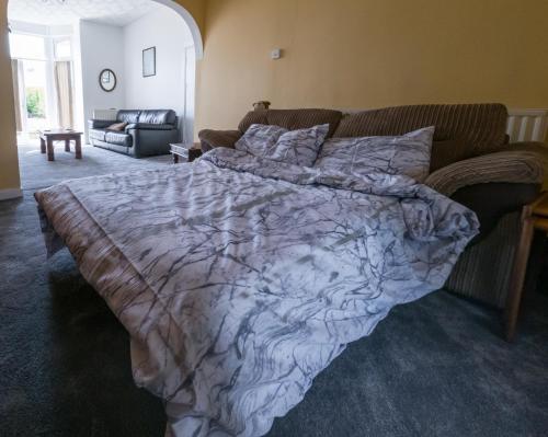 NEWTON HEATH APARTMENT -750mtrs to beach - Spacious ground floor - Sleeps 6 in 波斯考爾中東區 NEWTON HEATH APARTMENT -750mtrs to beach - Spacious ground floor - Sleeps 6 in 波斯考爾中東區