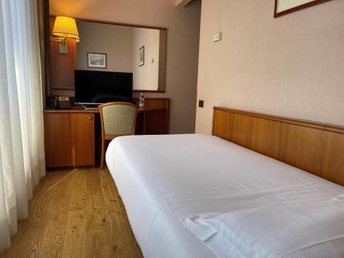 Crystal Hotel Varese in Varese Crystal Hotel Varese in Varese