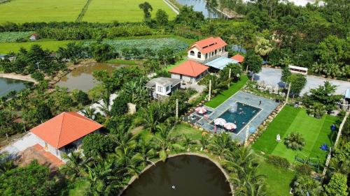 Khu du lịch Hoa và Đá (Khu du lich Hoa va Đa) in Thien Ton mesto Khu du lịch Hoa và Đá (Khu du lich Hoa va Đa) in Thien Ton mesto