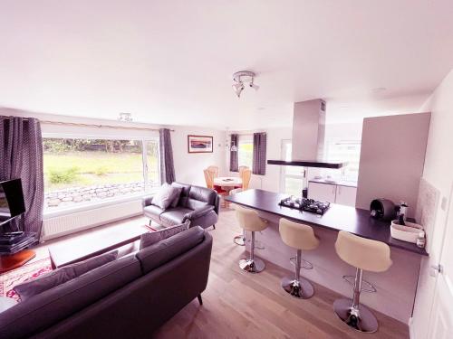 Matara House Holiday Home in เวสต์ฮิล Matara House Holiday Home in เวสต์ฮิล