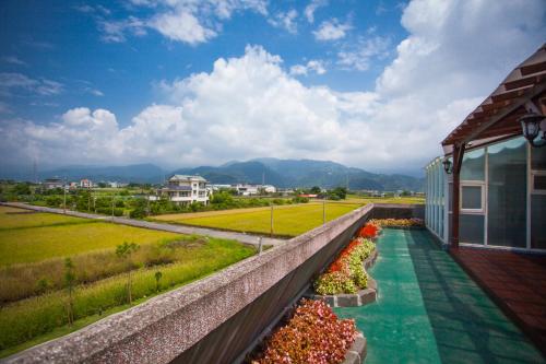 Balcony/terrace, Zhu Yuan Ju Bed and Breakfast in Yuanshan Township Balcony/terrace, Zhu Yuan Ju Bed and Breakfast in Yuanshan Township