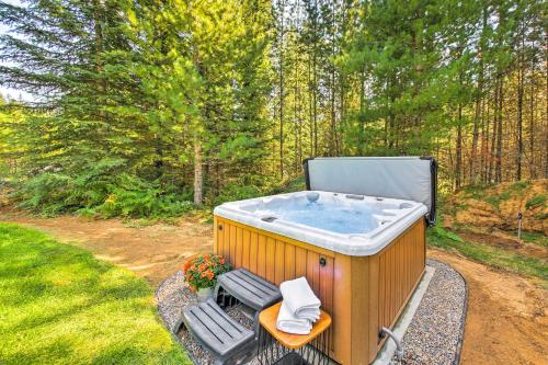Rustic-Chic Woodland Hideaway with Hot Tub! in Culver (ID) Rustic-Chic Woodland Hideaway with Hot Tub! in Culver (ID)