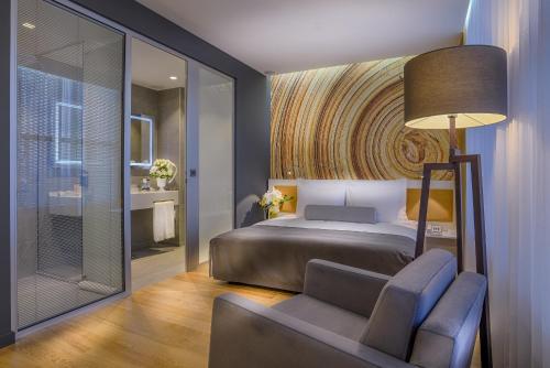 douche, Tav Airport Hotel Izmir in İzmir douche, Tav Airport Hotel Izmir in İzmir