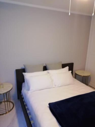 Lux on Patricia 1B in 烏木拉利 Lux on Patricia 1B in 烏木拉利