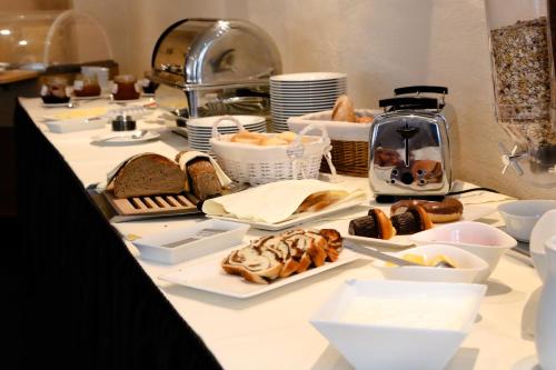 Їжа та напої, Pension Ferber in Monheim Їжа та напої, Pension Ferber in Monheim