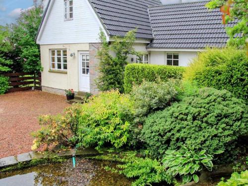 Exterior view, Westacre Lodge in Fowlis Wester Exterior view, Westacre Lodge in Fowlis Wester