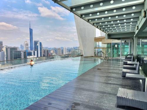 Regalia Suites with Infinity Pool KL - by Staycation Homes near Sentosa Medical Centre Regalia Suites with Infinity Pool KL - by Staycation Homes near Sentosa Medical Centre