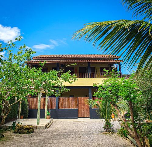 Suítes The Search Ubatuba Surf - Maranduba (Suites The Search Ubatuba Surf - Maranduba) in Praia da Maranduba Suítes The Search Ubatuba Surf - Maranduba (Suites The Search Ubatuba Surf - Maranduba) in Praia da Maranduba