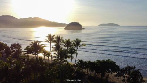 Suítes The Search Ubatuba Surf - Maranduba (Suites The Search Ubatuba Surf - Maranduba) in Praia da Maranduba Suítes The Search Ubatuba Surf - Maranduba (Suites The Search Ubatuba Surf - Maranduba) in Praia da Maranduba