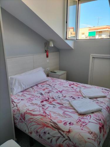Hostal San Pedro in San Fernando de Henares Hostal San Pedro in San Fernando de Henares