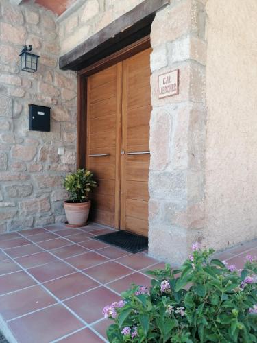 Entrada, Cal Lledoner in San Martín De Tous Entrada, Cal Lledoner in San Martín De Tous