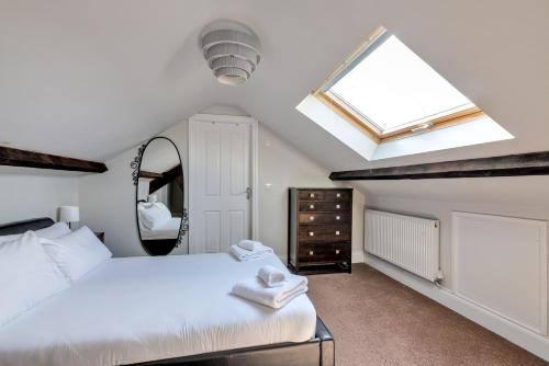 Cool and Chic Duffield Road Apartments