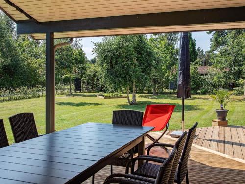 Kilátás, 8 person holiday home in Væggerløse in Vaeggerlose Kilátás, 8 person holiday home in Væggerløse in Vaeggerlose