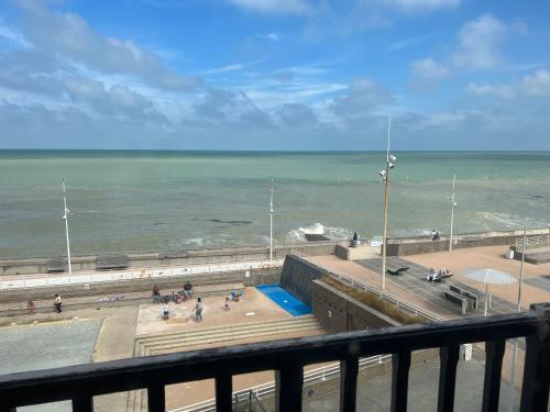 Boutique Hotel La Maison des Galets sur le front de mer in Saint-Valery-en-Caux Boutique Hotel La Maison des Galets sur le front de mer in Saint-Valery-en-Caux