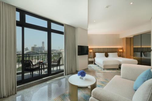 Arabian Park Dubai, an Edge by Rotana Hotel in Al Jaddaf Arabian Park Dubai, an Edge by Rotana Hotel in Al Jaddaf