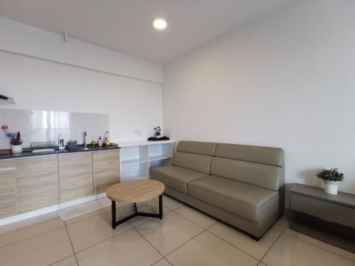 EVO Soho Suites Bangi by Wido with Parking Netflix near Hospital Islam Az-Zahrah EVO Soho Suites Bangi by Wido with Parking Netflix near Hospital Islam Az-Zahrah