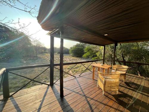 Balcony/terrace, Makhasa Private Game Lodge in Canelands Balcony/terrace, Makhasa Private Game Lodge in Canelands