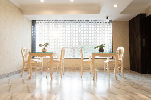 Facilities, Hotel Casa Aishbagh in Alambagh Facilities, Hotel Casa Aishbagh in Alambagh