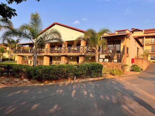 Ocean View Villas: Port Edward Unit H09 in Port Edward Ocean View Villas: Port Edward Unit H09 in Port Edward