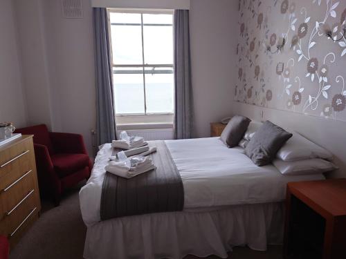 The Cumberland Hotel in Eastbourne The Cumberland Hotel in Eastbourne