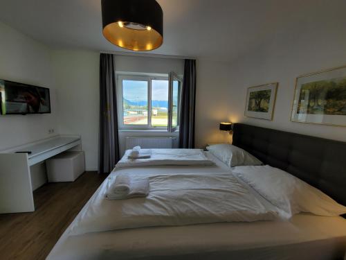 Panorama Apartments - Steinbock Lodges in Zell Am See Panorama Apartments - Steinbock Lodges in Zell Am See
