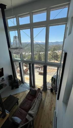 Balcony/terrace, Off-grid Masterpiece Cabin W/ Breathtaking View in Central City (CO) Balcony/terrace, Off-grid Masterpiece Cabin W/ Breathtaking View in Central City (CO)
