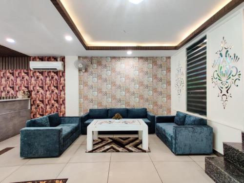 Lobby, WestCottas Hotel in Jalandhar Lobby, WestCottas Hotel in Jalandhar