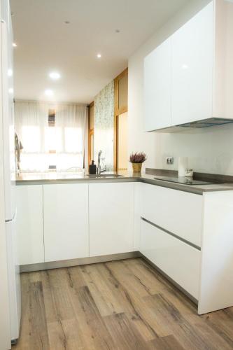 Cocina, Elegante Apartamento LAUD1 - Nuevo/Familia/Wifi/TV in Soria Cocina, Elegante Apartamento LAUD1 - Nuevo/Familia/Wifi/TV in Soria