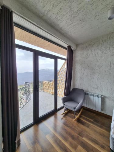 Балкон, Apaga Resort in Іджеван Балкон, Apaga Resort in Іджеван