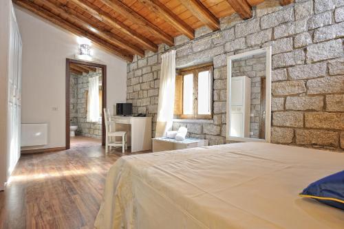 This photo about Hotel Antica Posada shared on HyHotel.com