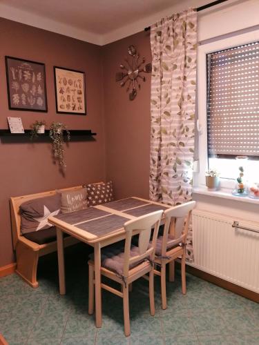 Ferienwohnung am Keramikatelier in Bitterfeld-Wolfen Ferienwohnung am Keramikatelier in Bitterfeld-Wolfen
