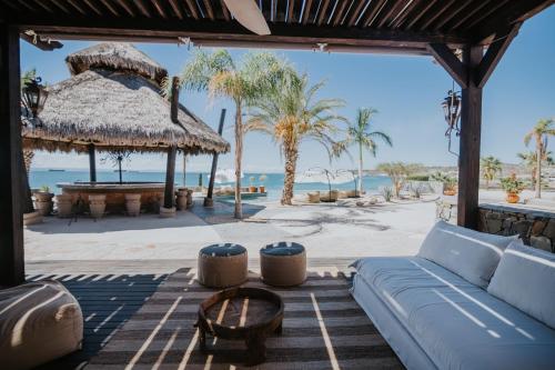 Bar/lounge, Orchid House Baja in Escenica Bar/lounge, Orchid House Baja in Escenica