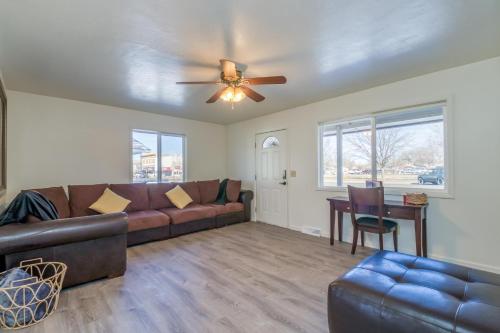 Exterior view, NEW - Kick Aspen House Charming downtown home perfect for your next adventure! in Fruita (CO) Exterior view, NEW - Kick Aspen House Charming downtown home perfect for your next adventure! in Fruita (CO)