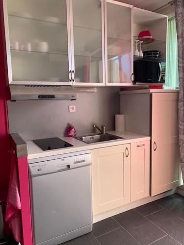 Sex On The Beach - Luxury Studio Heliopolis O in 아그드 Sex On The Beach - Luxury Studio Heliopolis O in 아그드