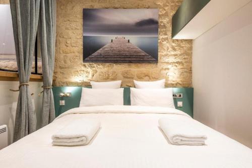 153 - Urban Pretty Flat in Center of Paris