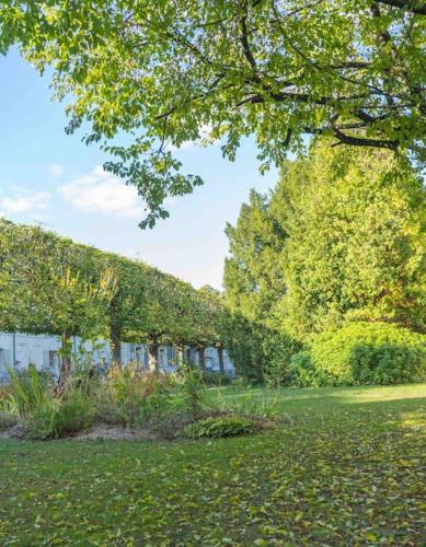 Alrededores, Good vibes à Senlis (Good vibes a Senlis) in Senlis Alrededores, Good vibes à Senlis (Good vibes a Senlis) in Senlis